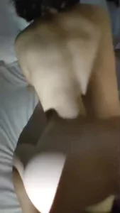 臀宽大过肩短发少妇刚开始就喊受不了