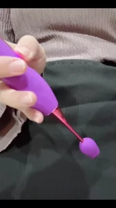 自己在家玩都出白浆糊了，想要大鸡吧